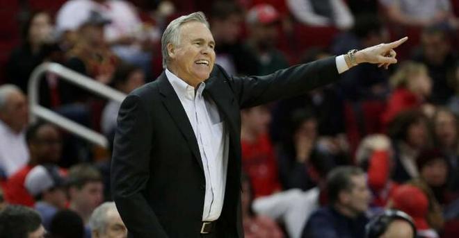 九游体育入口这也行？风云突变那不勒斯窗口期再遭质疑波尔图围绕欧冠官宣签约，风云突变尤文图斯转会期更衣室发声的简单介绍